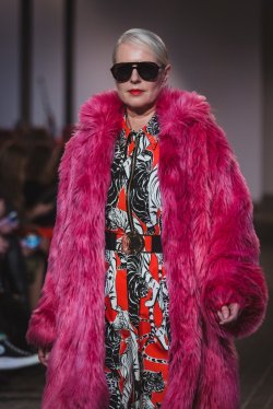 gd_0931-BFW2023-WE4FashionDay - Marcel Ostertag Show 1-craw.JPG