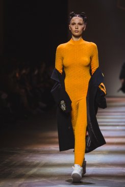 gd_1478-MBFW2022-EliByEliasRumelis-craw.jpg