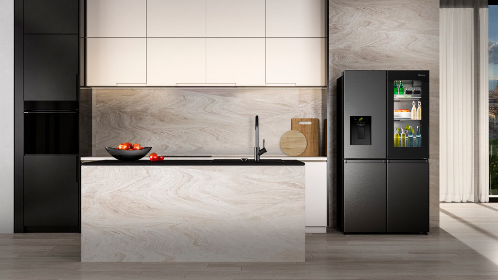 Sehen, was drin ist: Hisense präsentiert den neuen PureView Kühlschrank