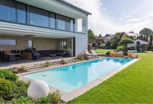 Ein Pool fürs Leben – das Material macht den Unterschied