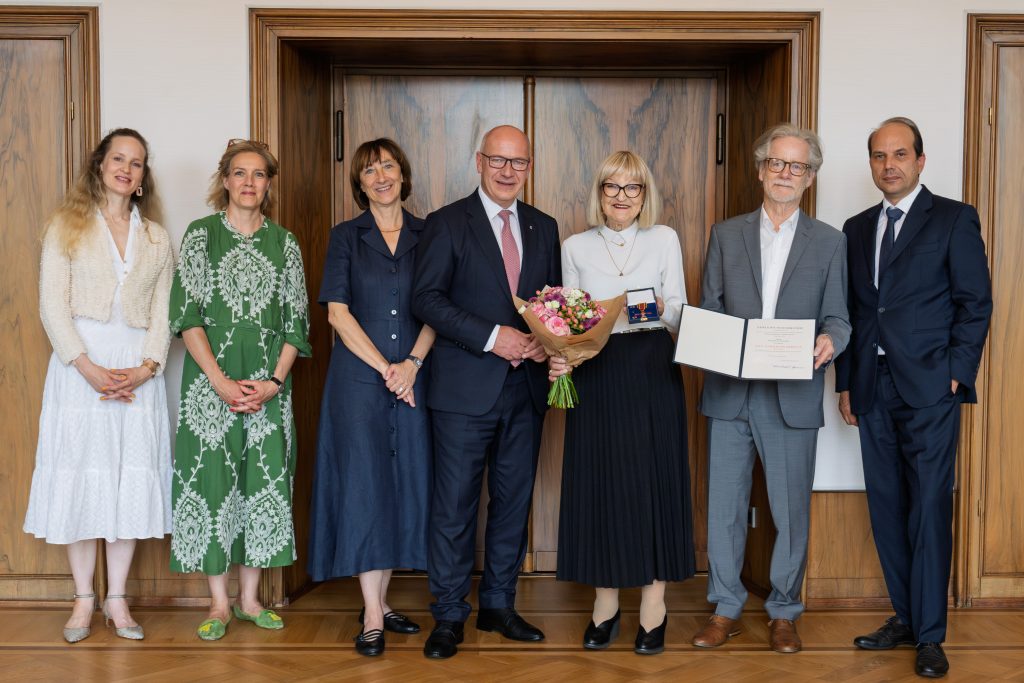 Bundesverdienstkreuz für Regina Lux-Hahn