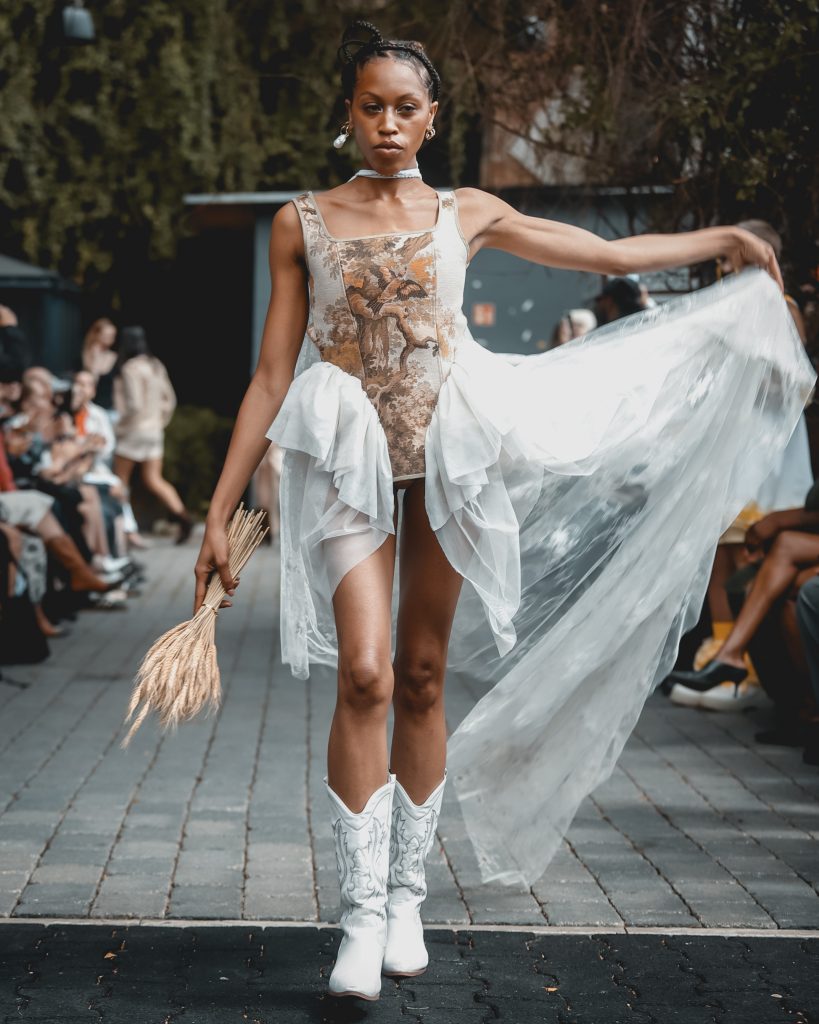 BFW2026: PLAID-À-PORTER fashion show: UNSEASONAL