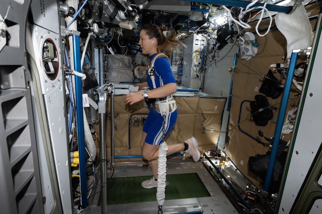 Sophie testet Muskeltraining für Astronauten